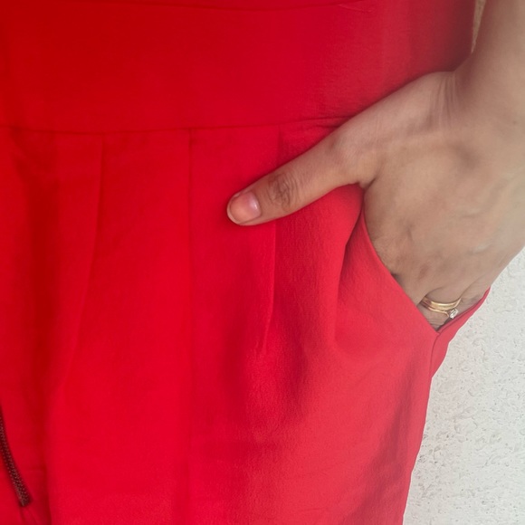 Zara red jumpsuit for summer - Picture 4 of 8